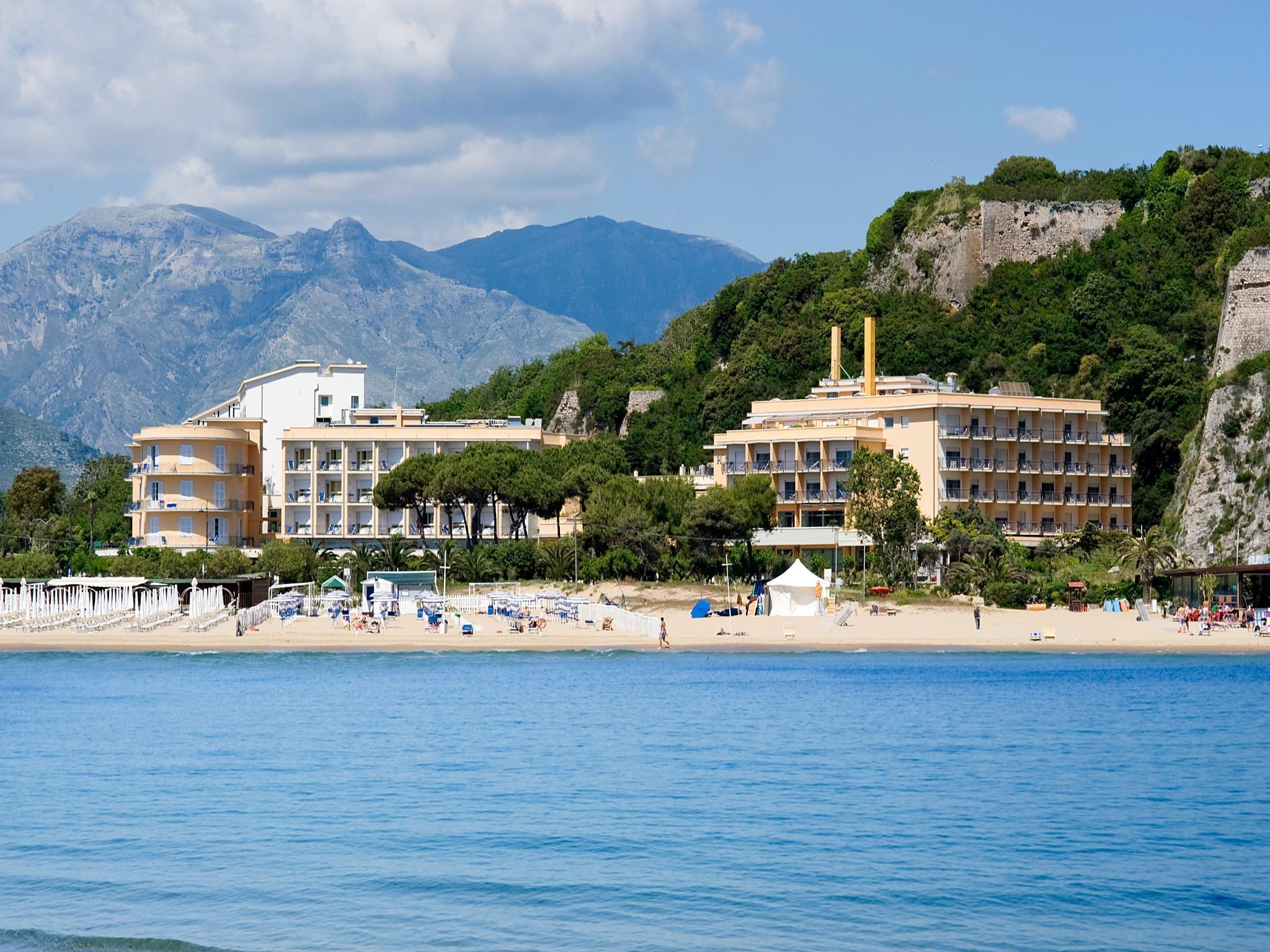 Hotel Serapo Gaeta Exterior photo