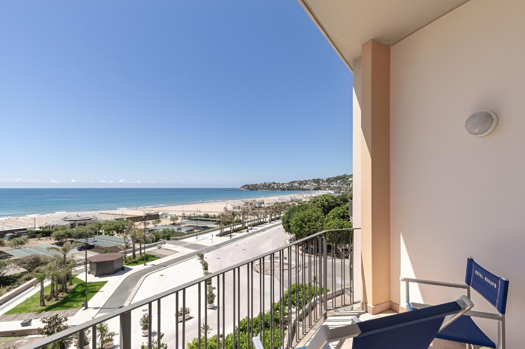 Hotel Serapo Gaeta Exterior photo