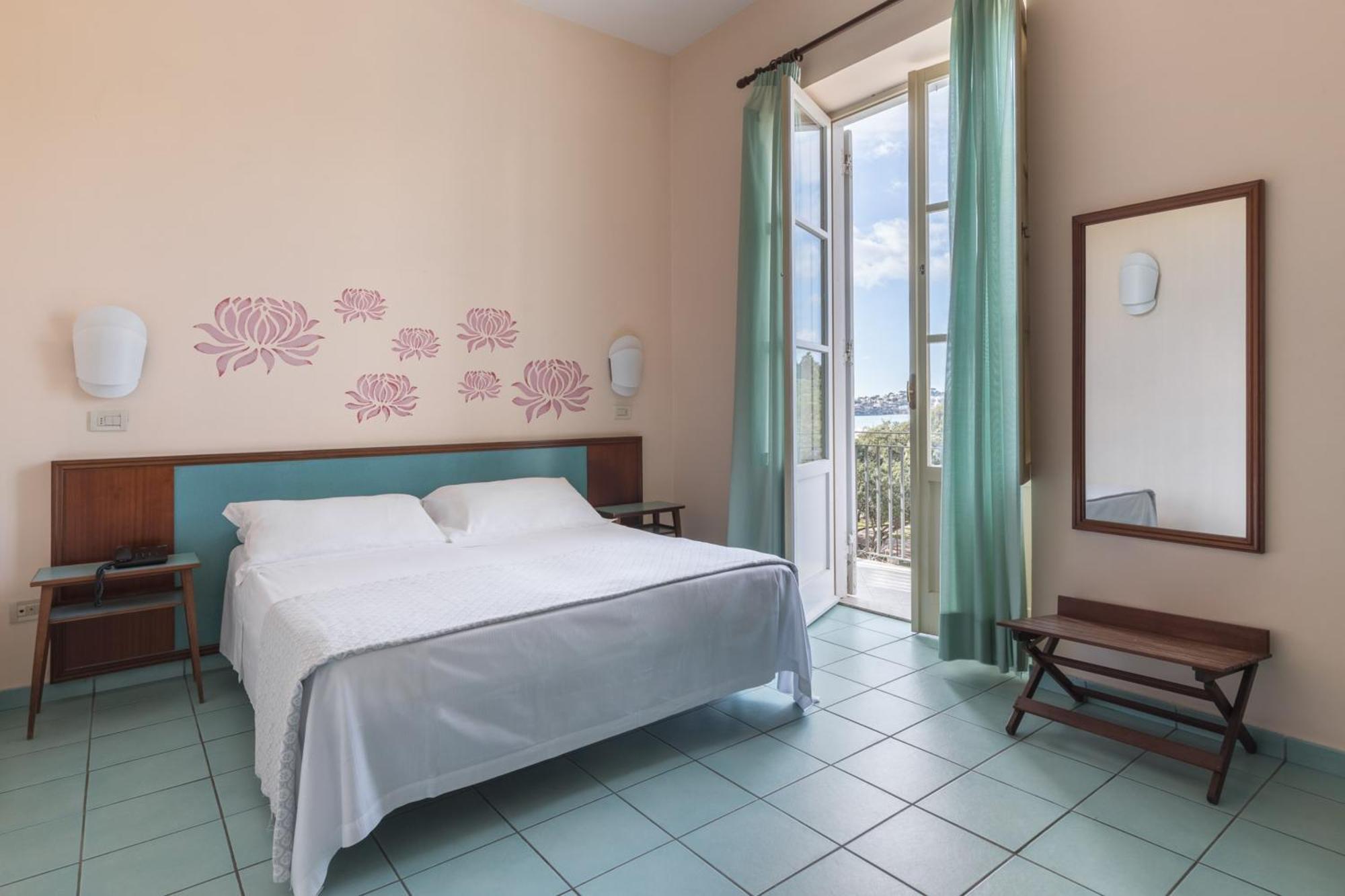 Hotel Serapo Gaeta Exterior photo